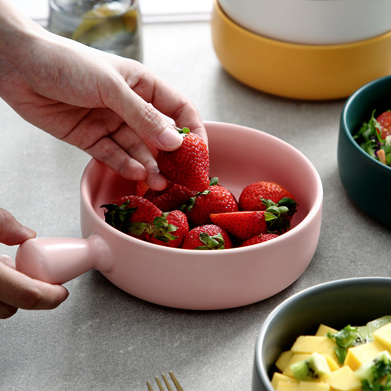 Special ceramic plate for oven with handle